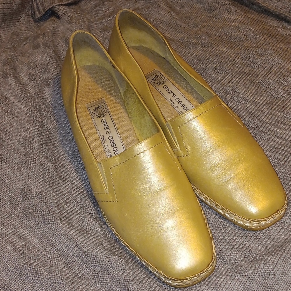 Vintage Andre Assous